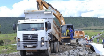 Liberado tráfego em meia pista na GO-118, entre Alto Paraíso e Teresina de Goiás